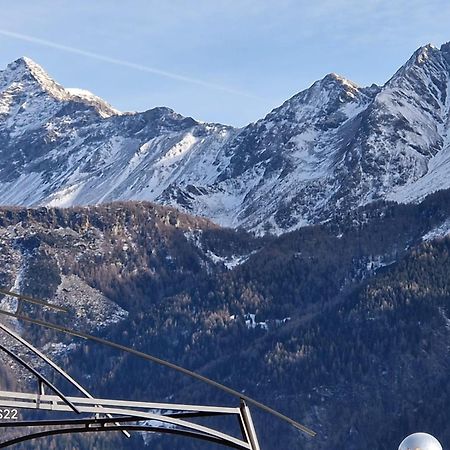 Grazioso Trilocale Con Ampia Terrazza Apartment Chiesa in Valmalenco Bagian luar foto