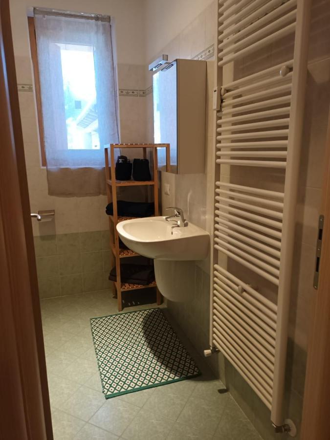 Grazioso Trilocale Con Ampia Terrazza Apartment Chiesa in Valmalenco Bagian luar foto
