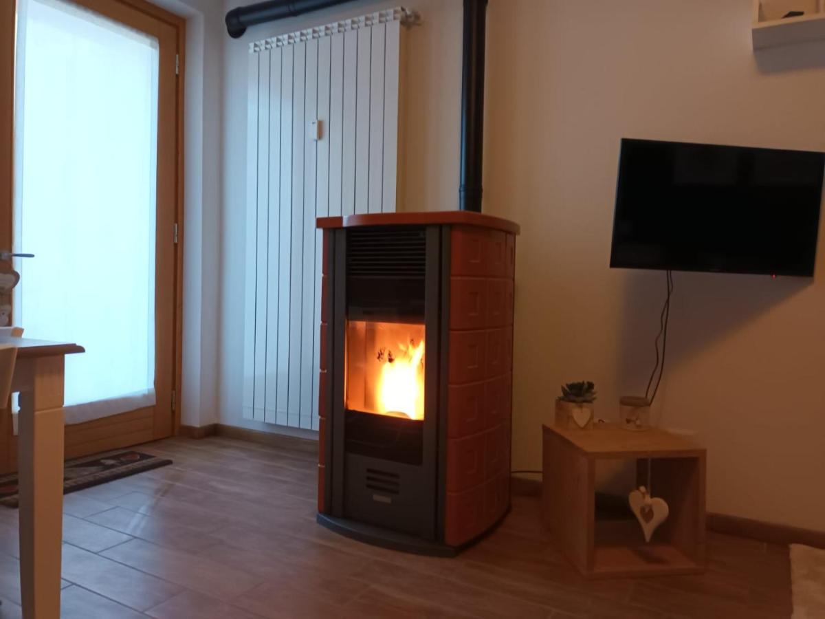 Grazioso Trilocale Con Ampia Terrazza Apartment Chiesa in Valmalenco Bagian luar foto